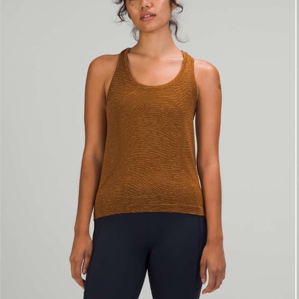 Lululemon swiftly race length 2.0 tank